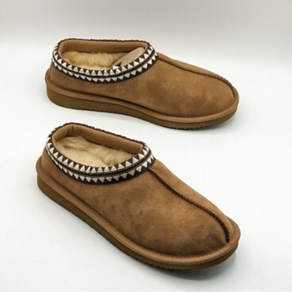 Kirkland Signature Tan Suede Boots